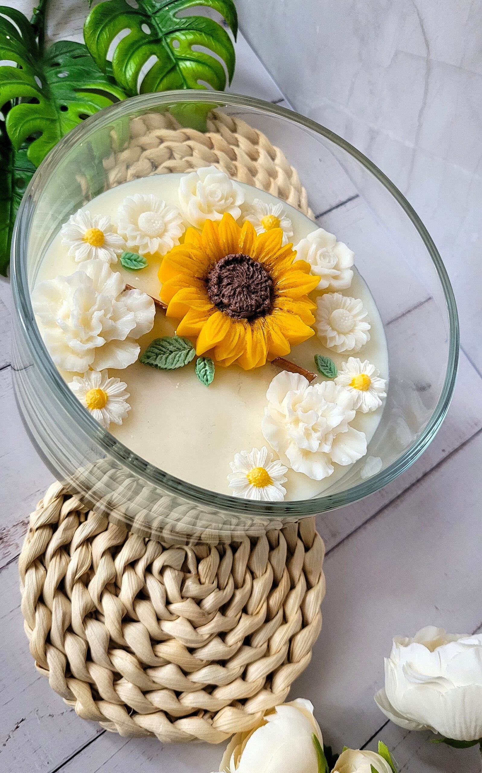 ŚWIECA KWIATOWA "LEA" ZE SŁONECZNIKIEM - obrazek 2