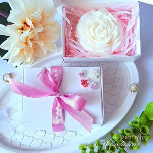 Świece PIWONIE 3D w ozdobnym pudełku na Wieczór Panieński