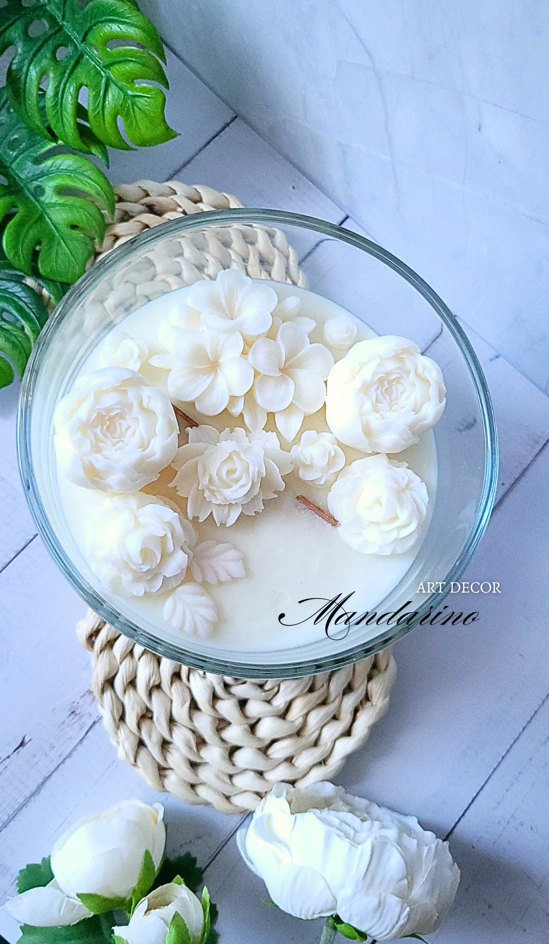 ŚWIECA KWIATOWA NATURALNA "LIVIA"