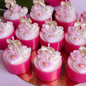 Świece "Małe Różyczki z Sercem" na podziękowania (wersja różowa)