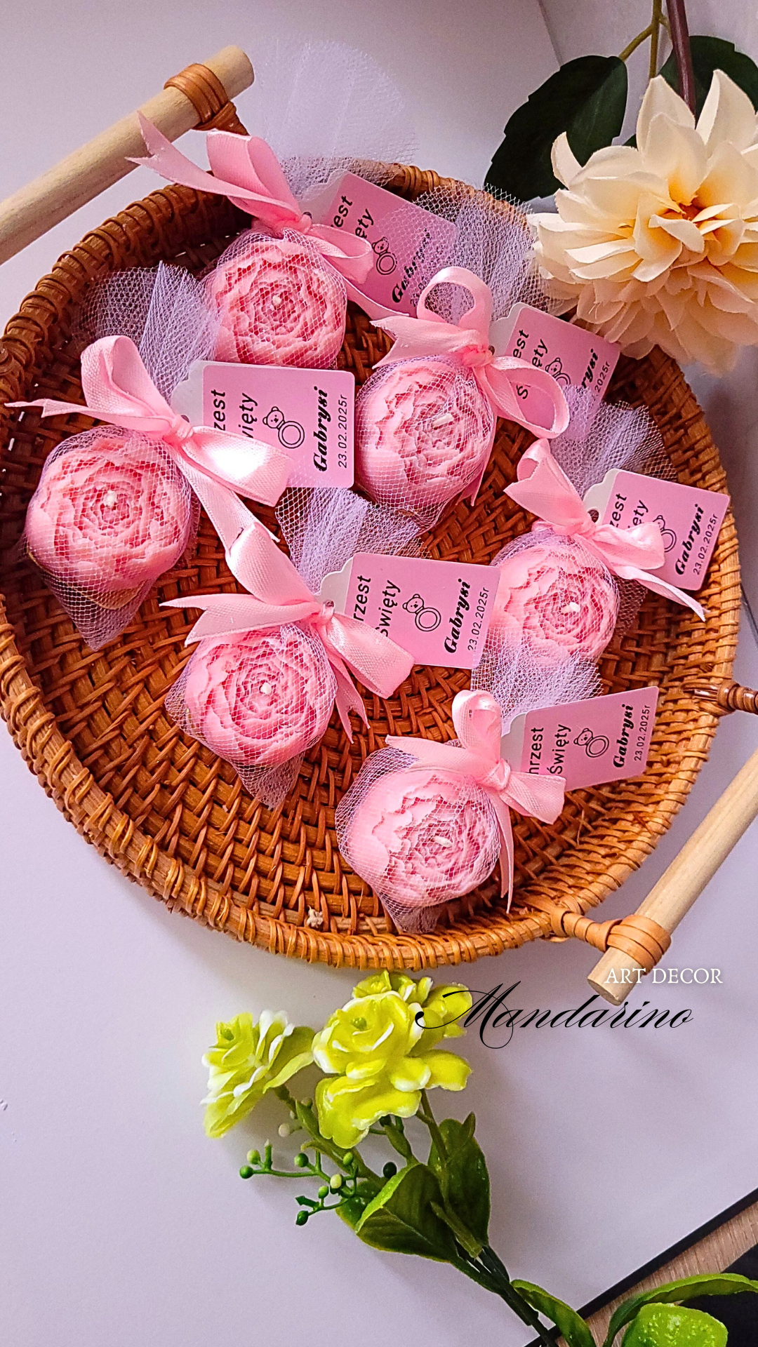 Świece Piwonie 3D w tiulu (różowe) na podziękowania Roczek