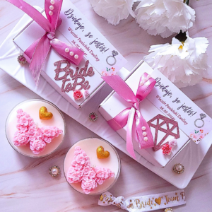 Świece "Motyl" (wersja ze zdobieniami) na Wieczór Panieński