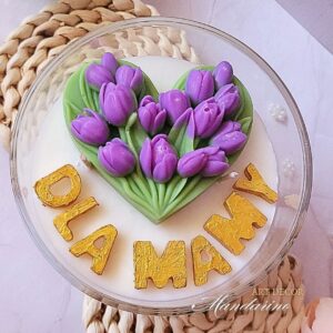 MAŁA ŚWIECA DLA MAMY TULIPANY