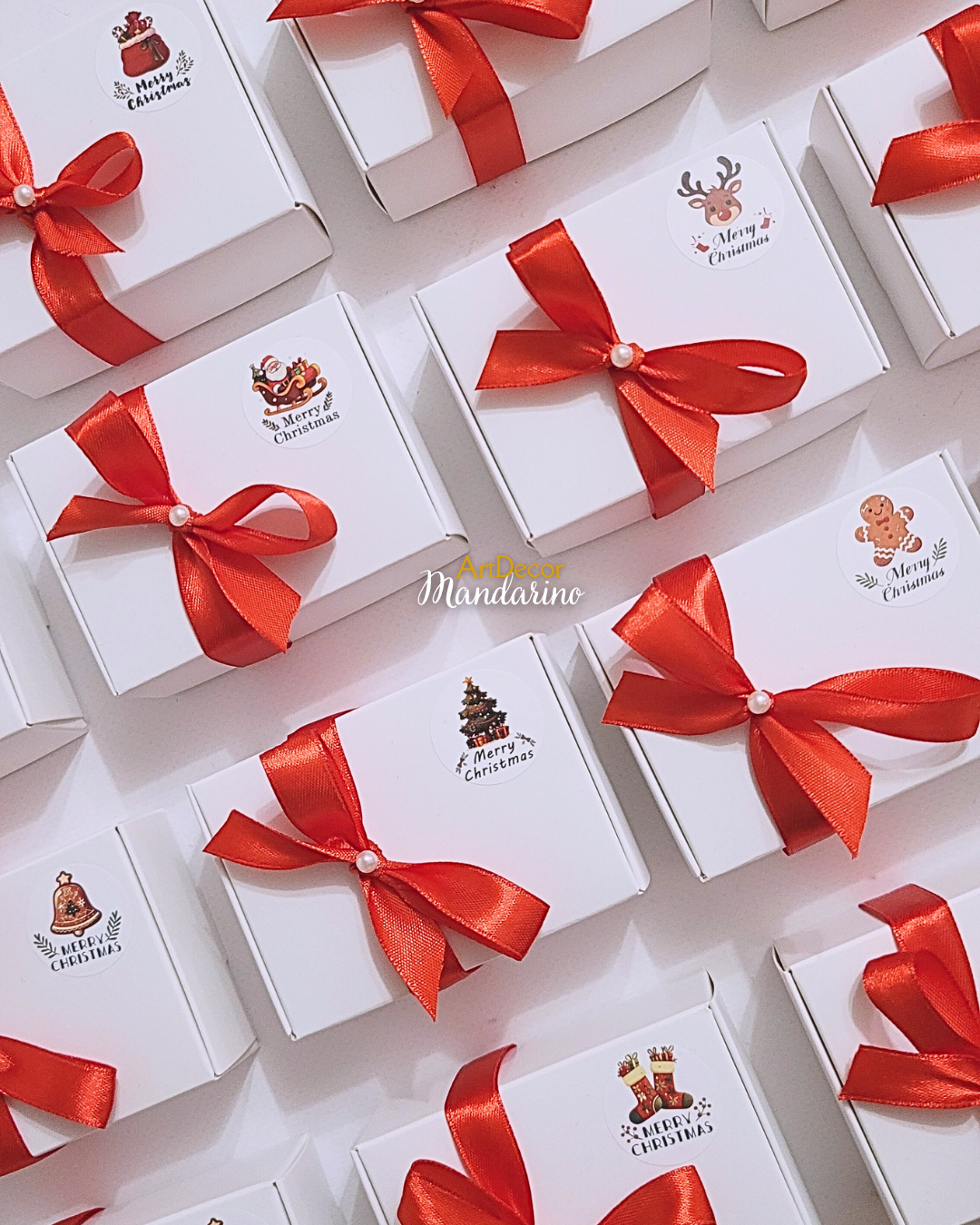 Świece "Śnieżynka" w pudełku Upominki świąteczne - obrazek 2